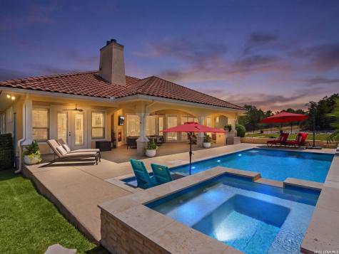 324 Valley Lodge New Braunfels TX 78132