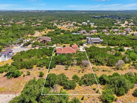 324 Valley Lodge New Braunfels TX 78132