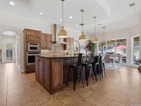 324 Valley Lodge New Braunfels TX 78132