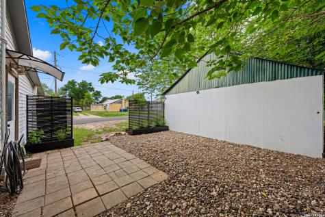 1421 Park Street Kerrville TX 78028
