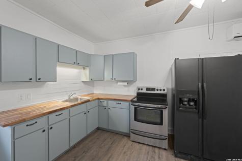 1421 Park Street Kerrville TX 78028