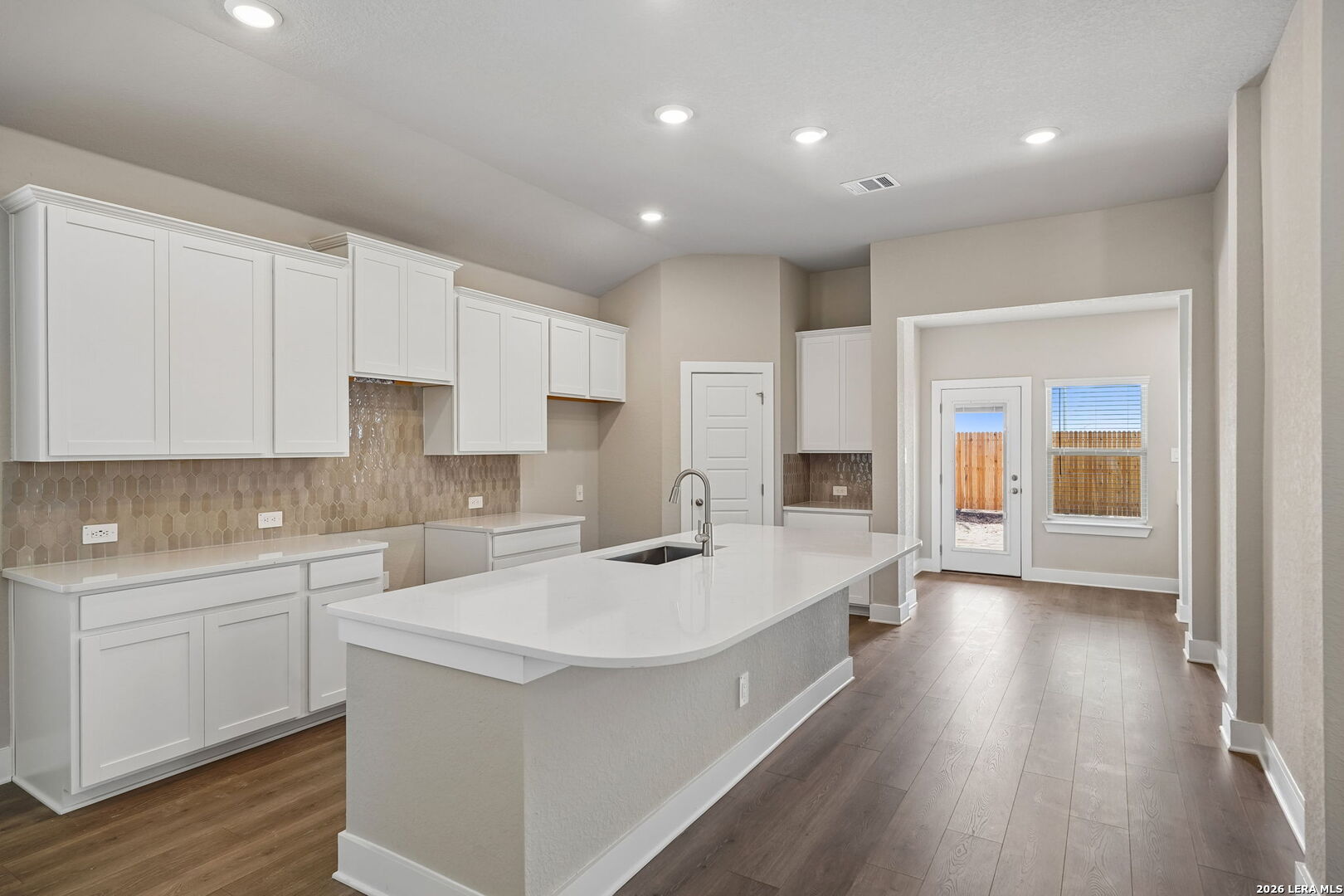 212 Barton Point Cibolo TX 78108