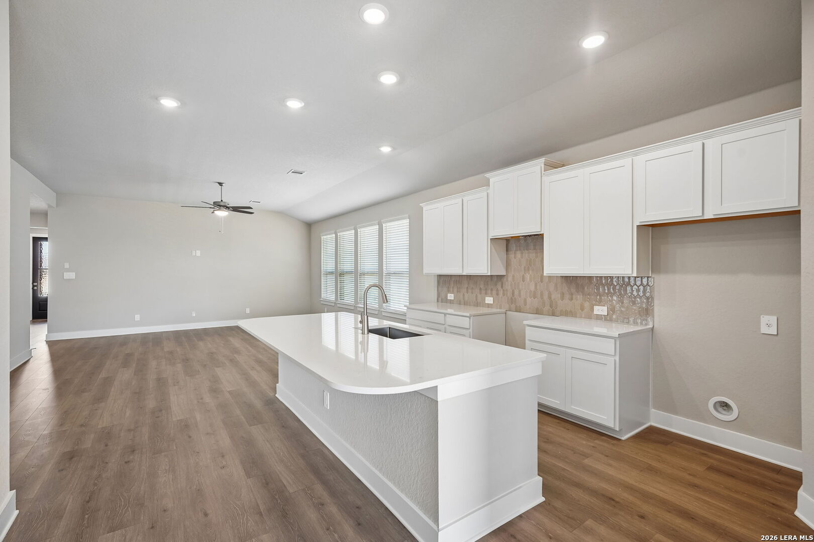 212 Barton Point Cibolo TX 78108