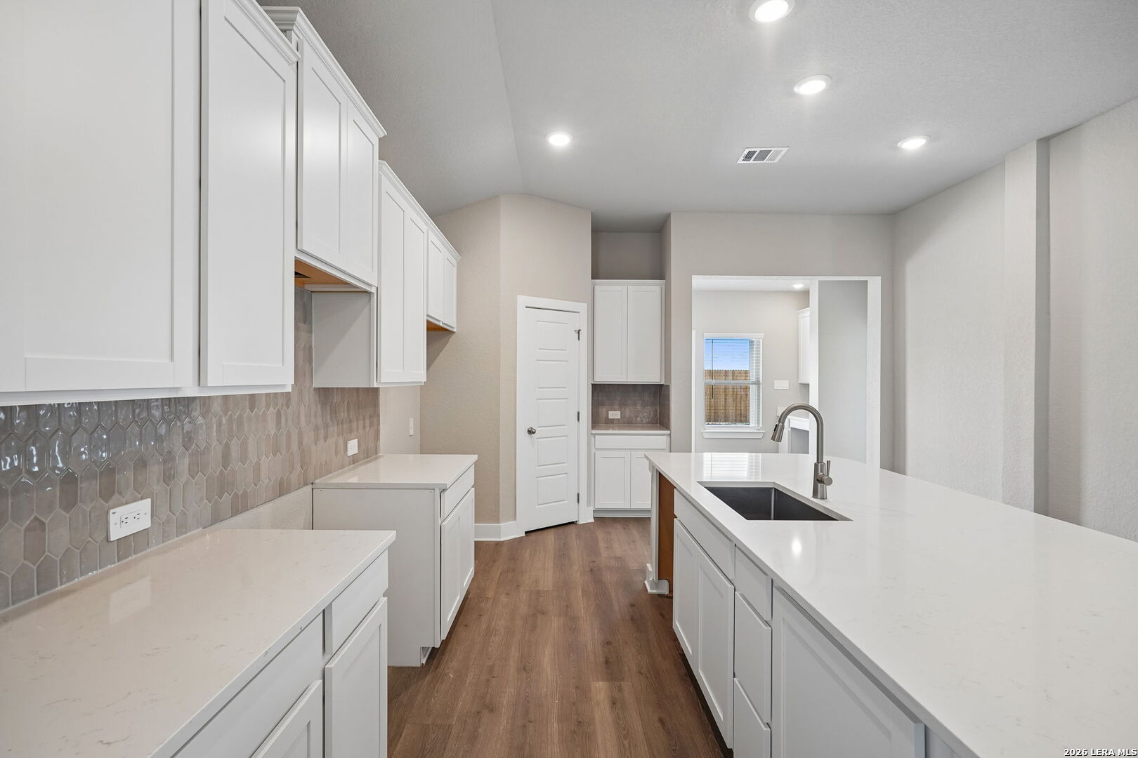 212 Barton Point Cibolo TX 78108