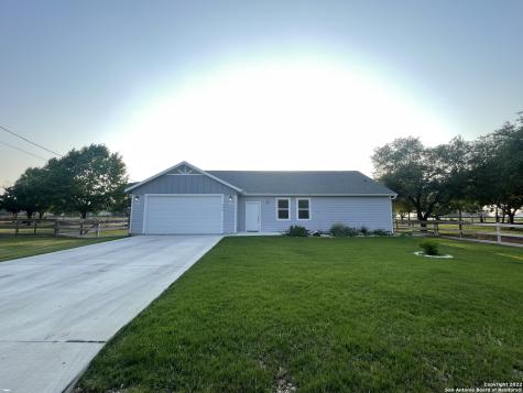 238 Valley Oak Drive Bandera TX 78003