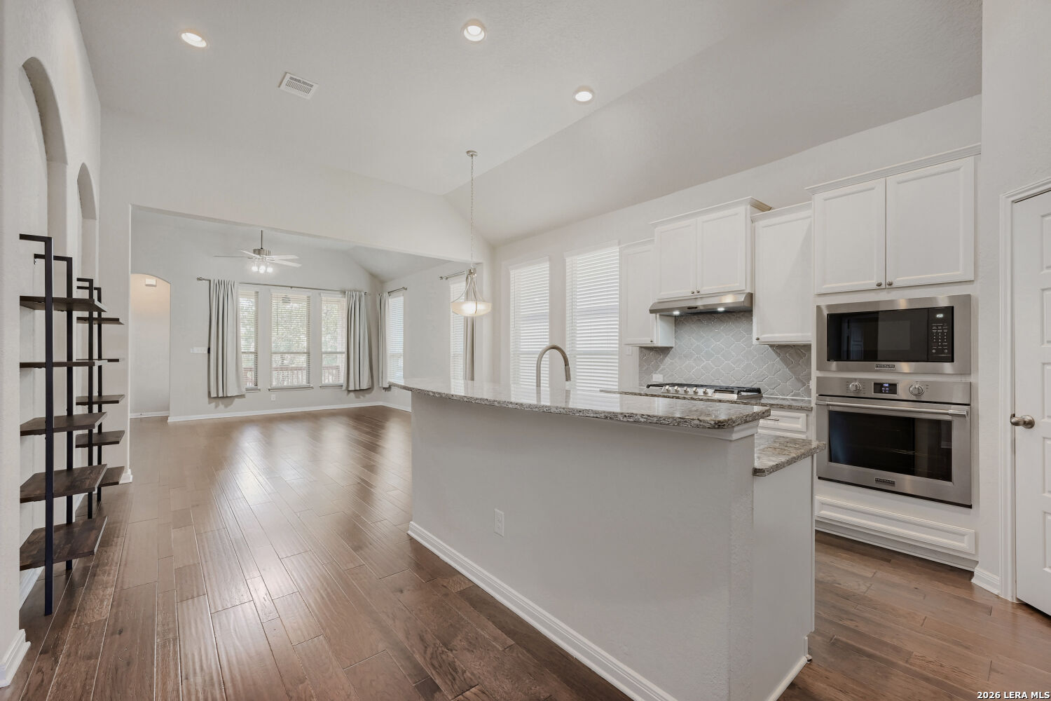 23107 Emerald Pass San Antonio TX 78258