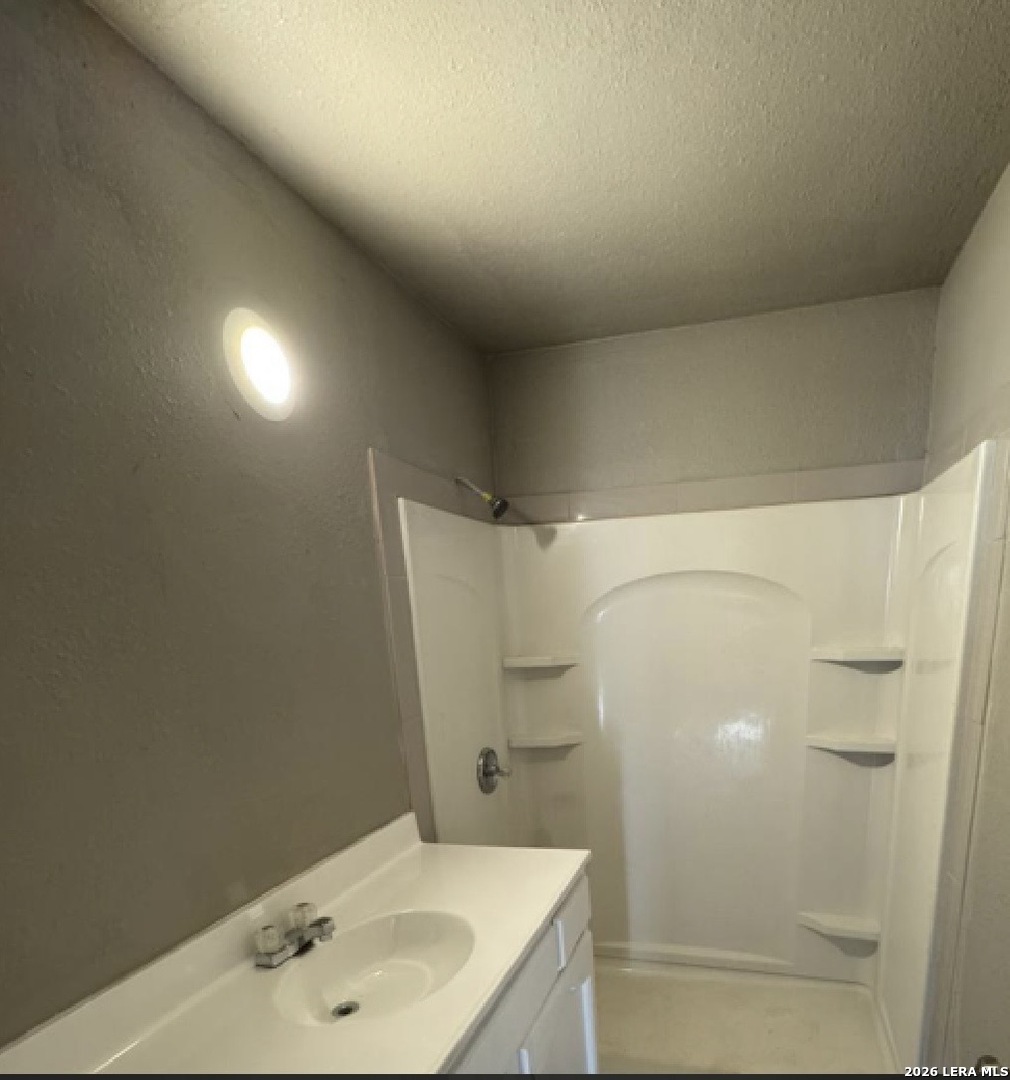 627 Bexar Drive San Antonio TX 78228