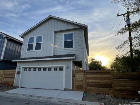 1511 E Sandalwood Ln, #13 San Antonio TX 78209