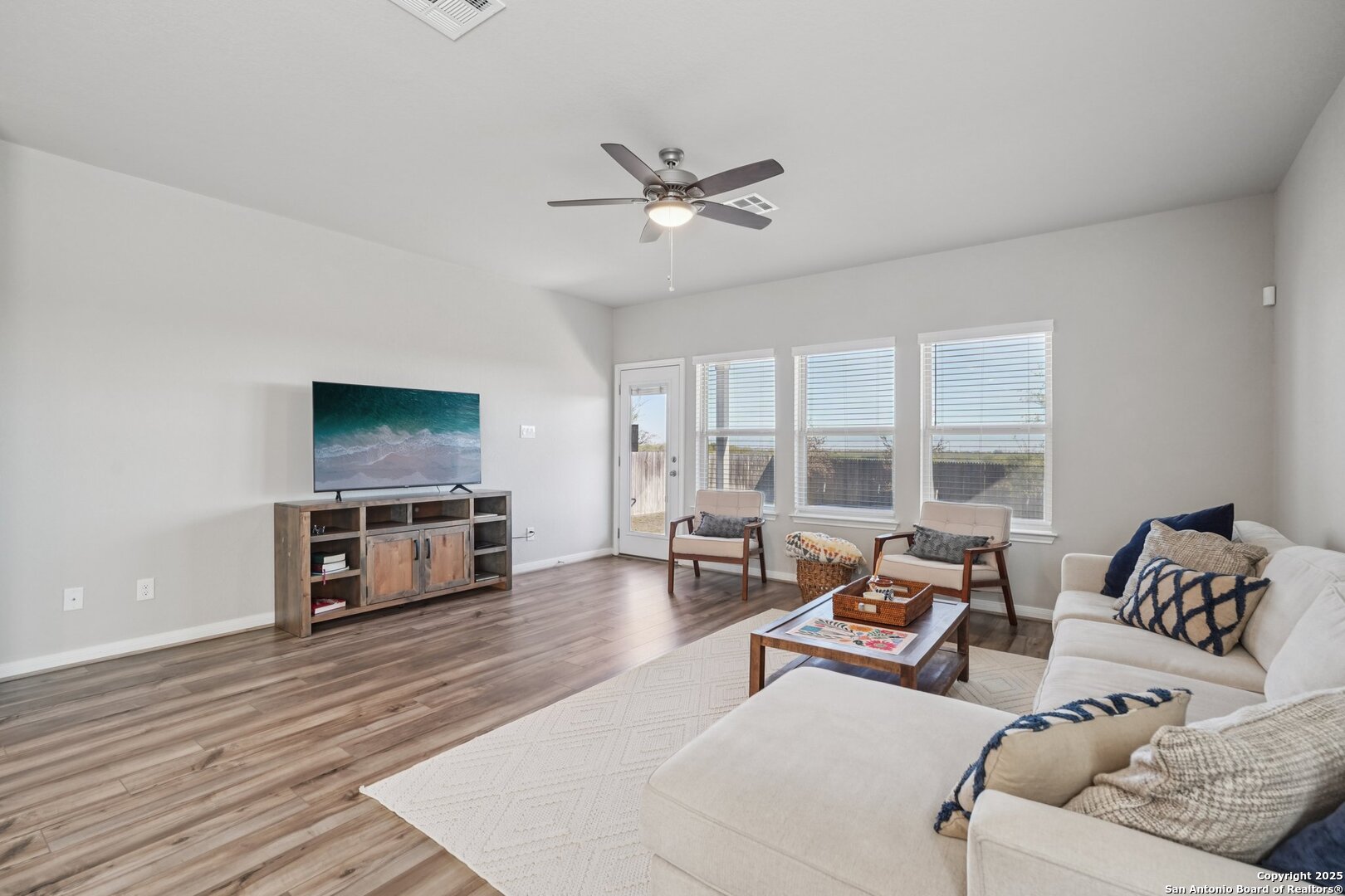 3311 Junction Bay Converse TX 78109