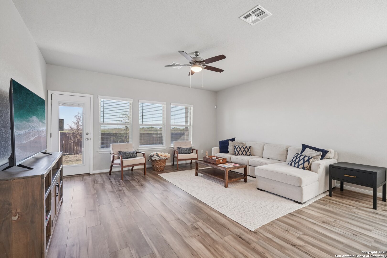 3311 Junction Bay Converse TX 78109