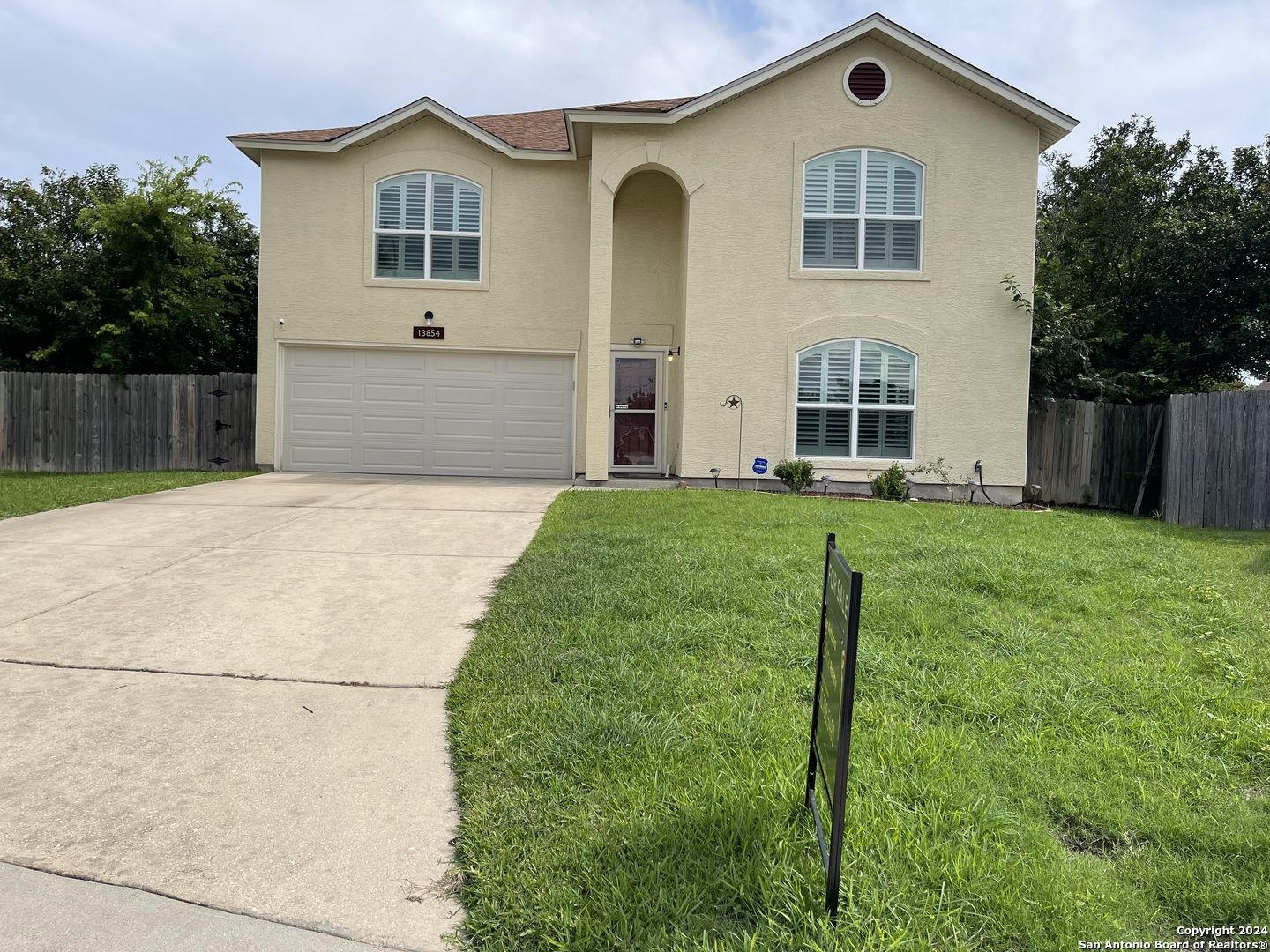 13854 Wondering Oak San Antonio TX 78247