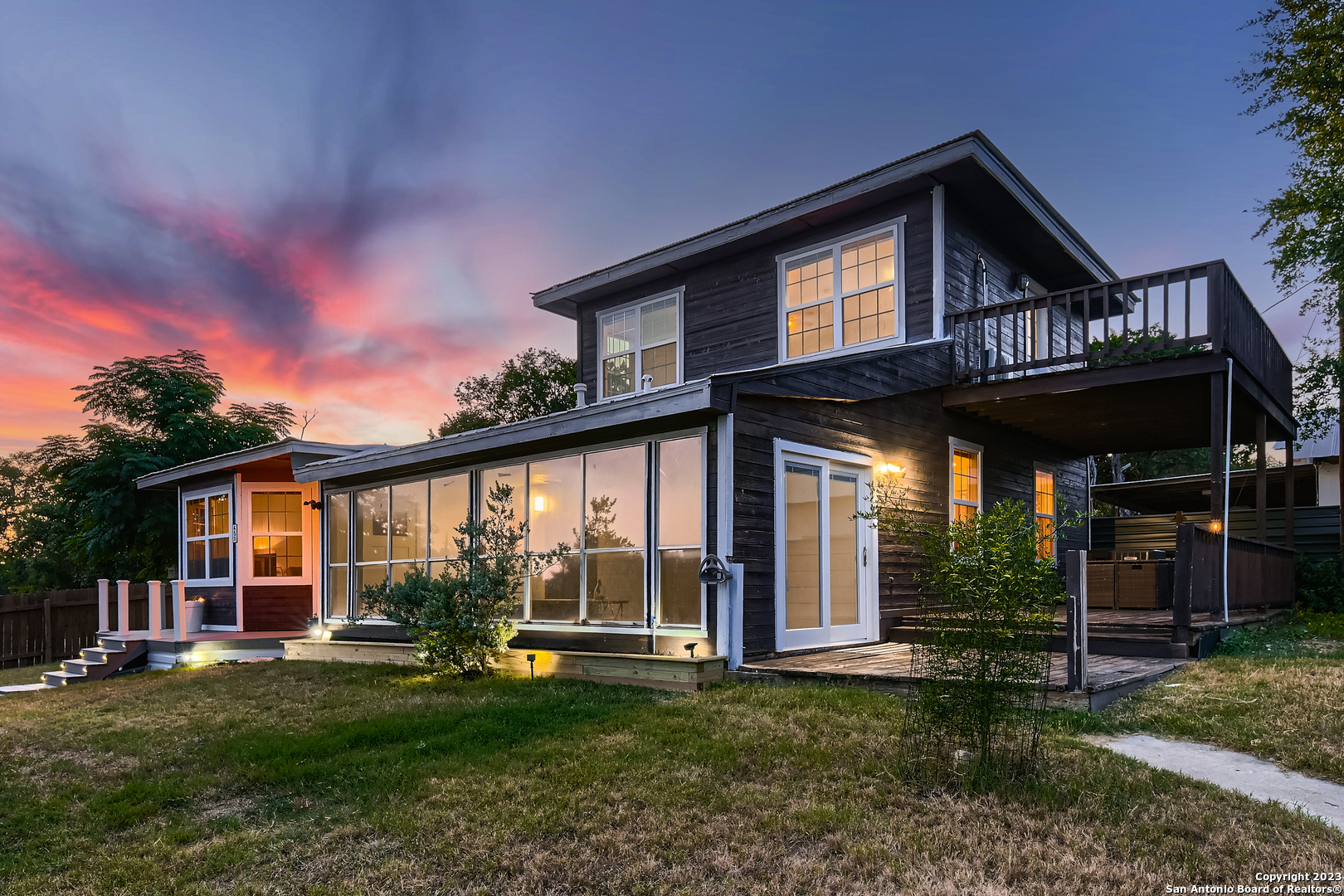451 Angel Drive Lakehills TX 78063
