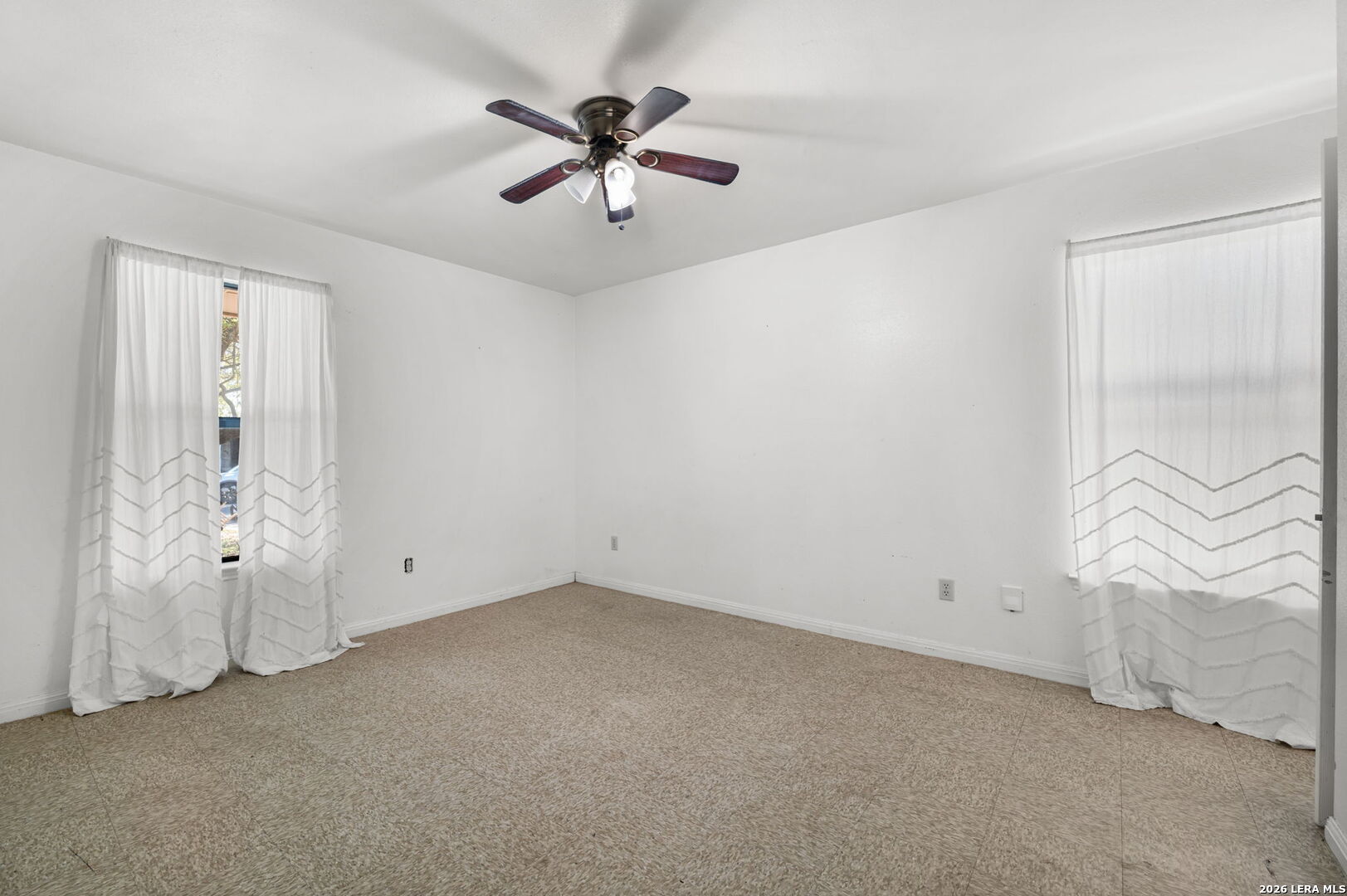 4135 King Krest San Antonio TX 78219