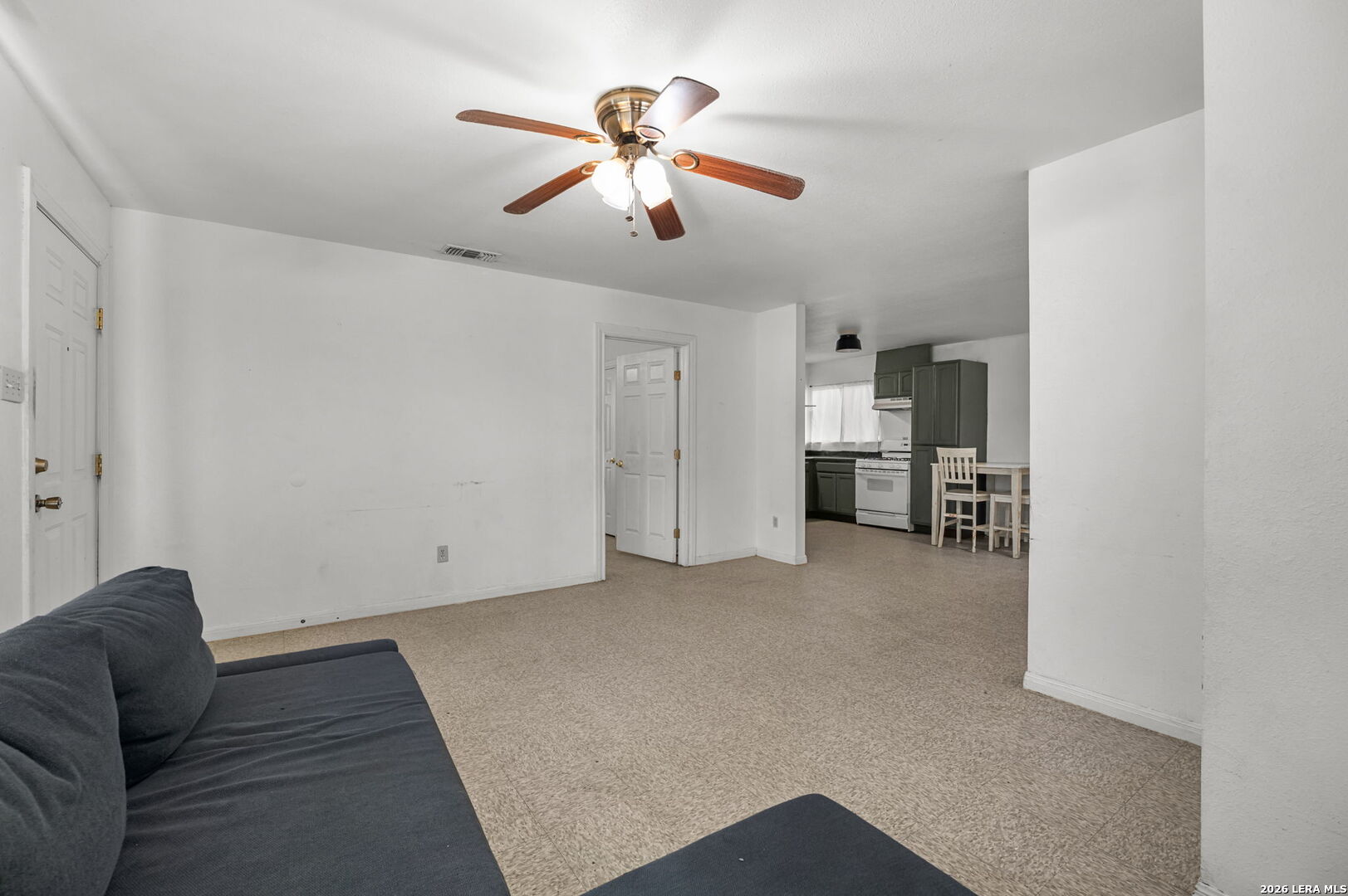4135 King Krest San Antonio TX 78219