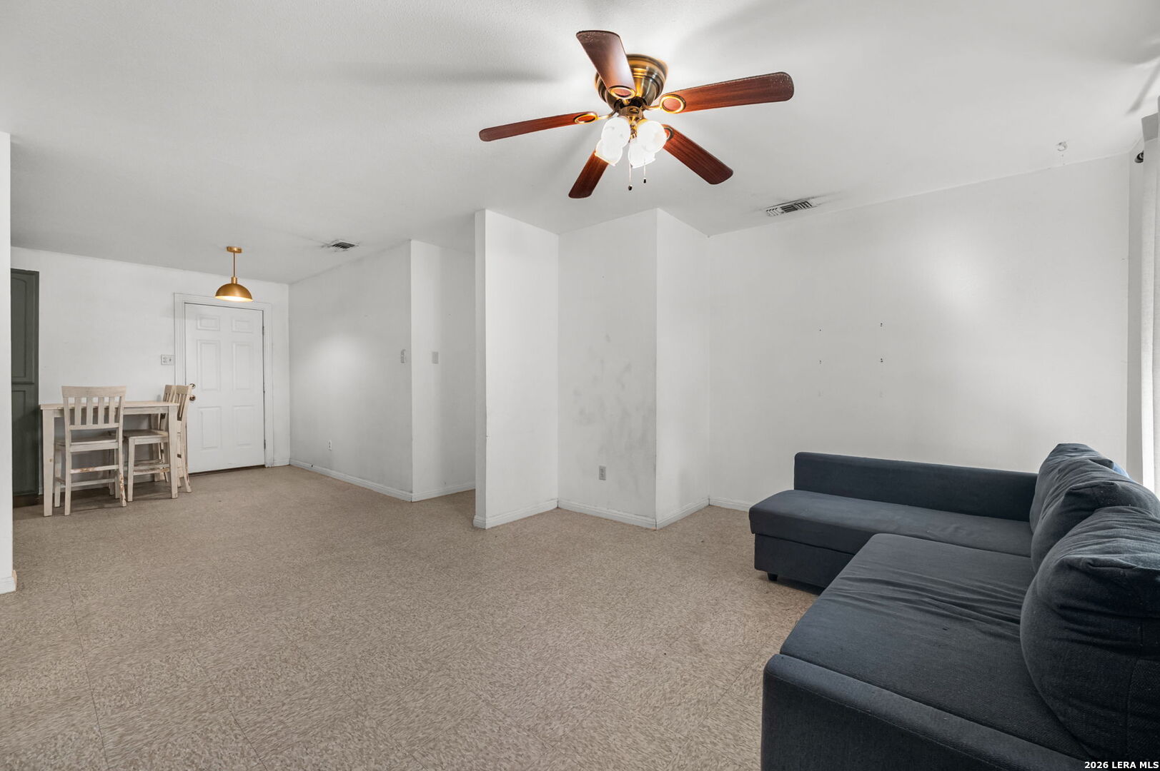 4135 King Krest San Antonio TX 78219