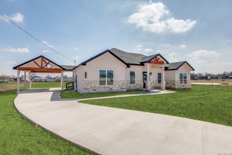 16934 Rancho Escondido Atascosa TX 78002
