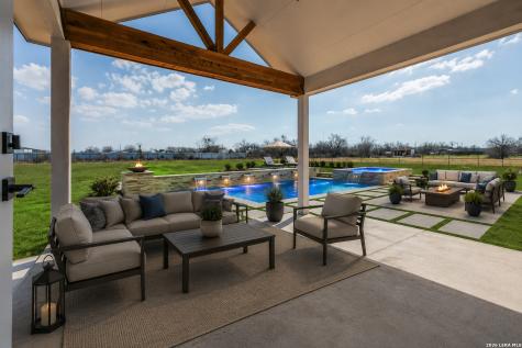 16934 Rancho Escondido Atascosa TX 78002