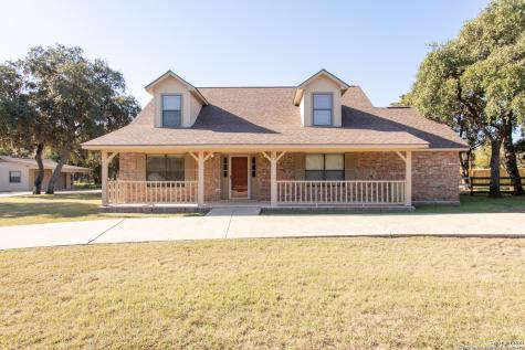 202 Nakomis Drive Bandera TX 78003