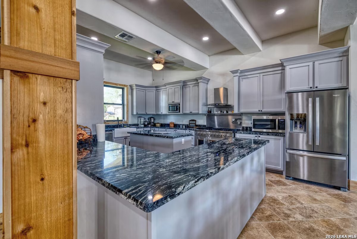 1747 Mountain Valley Drive Concan TX 78838
