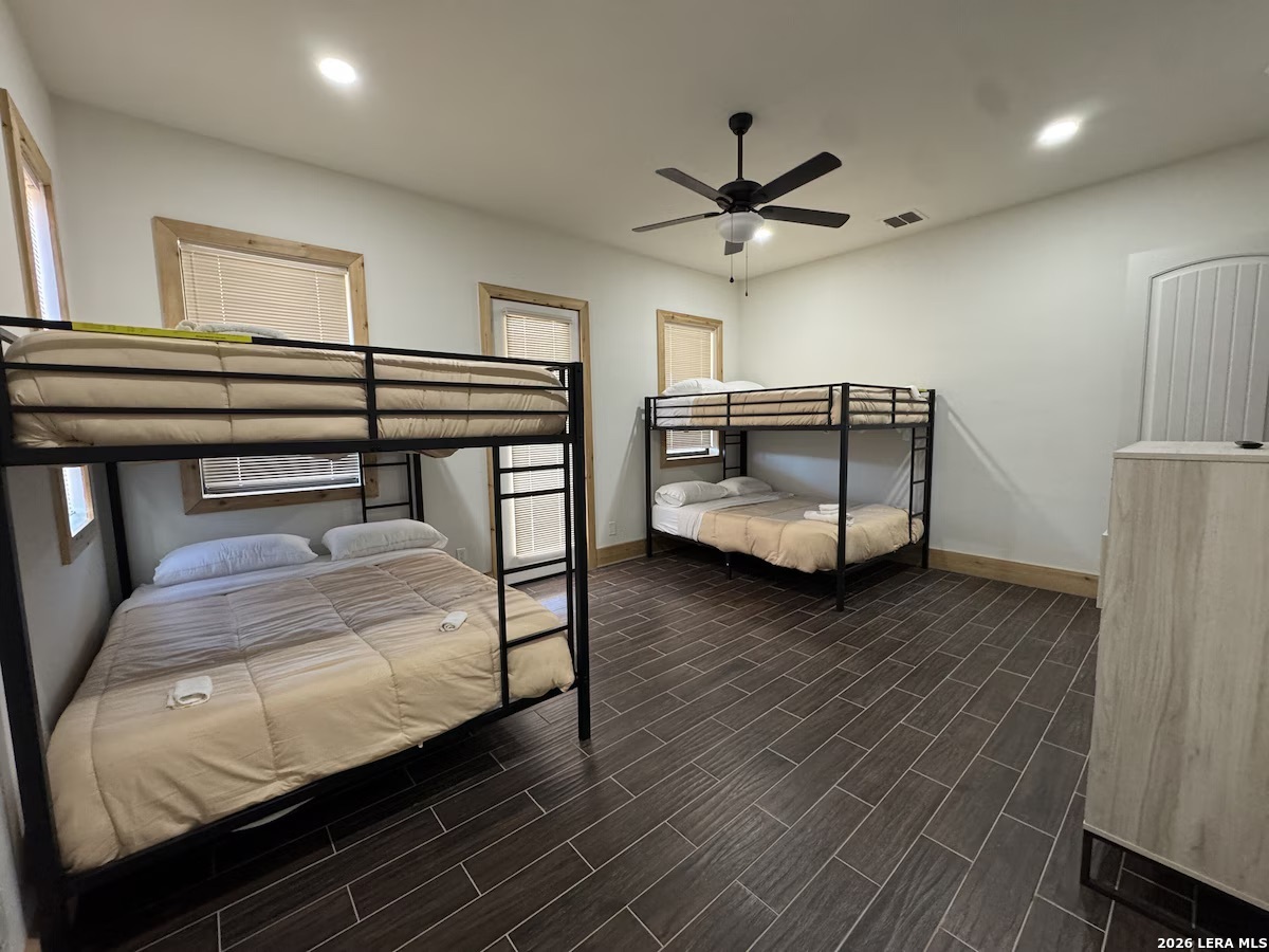 1747 Mountain Valley Drive Concan TX 78838