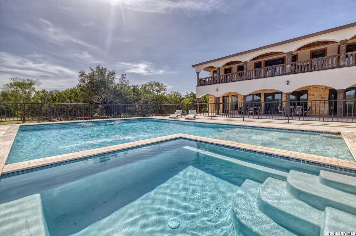 1747 Mountain Valley Drive Concan TX 78838