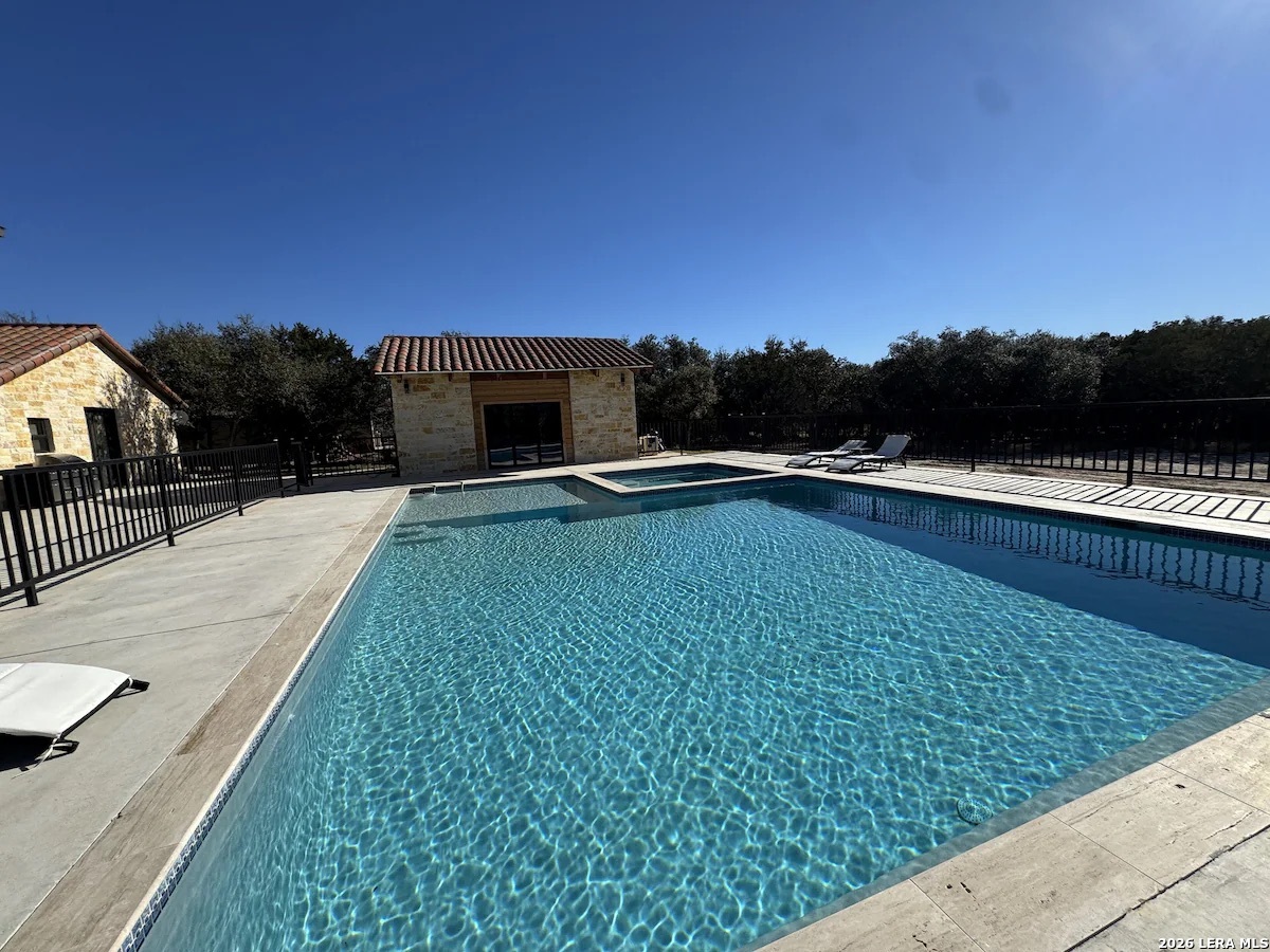 1747 Mountain Valley Drive Concan TX 78838