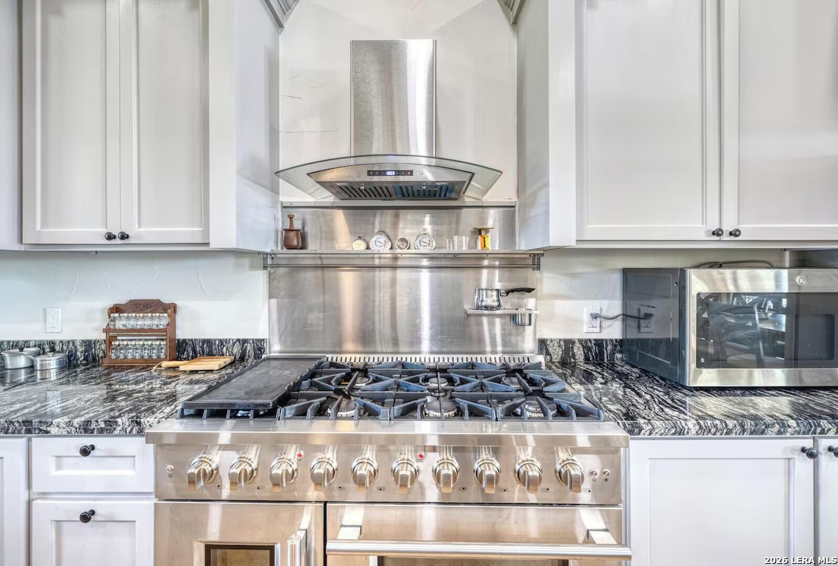 1747 Mountain Valley Drive Concan TX 78838