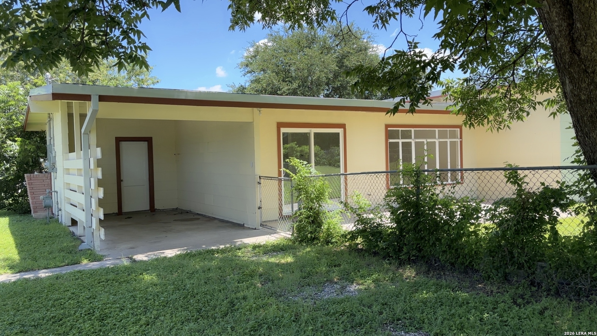 102 Cyril San Antonio TX 78218
