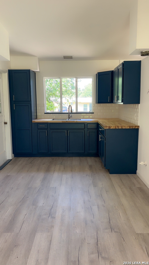 102 Cyril San Antonio TX 78218