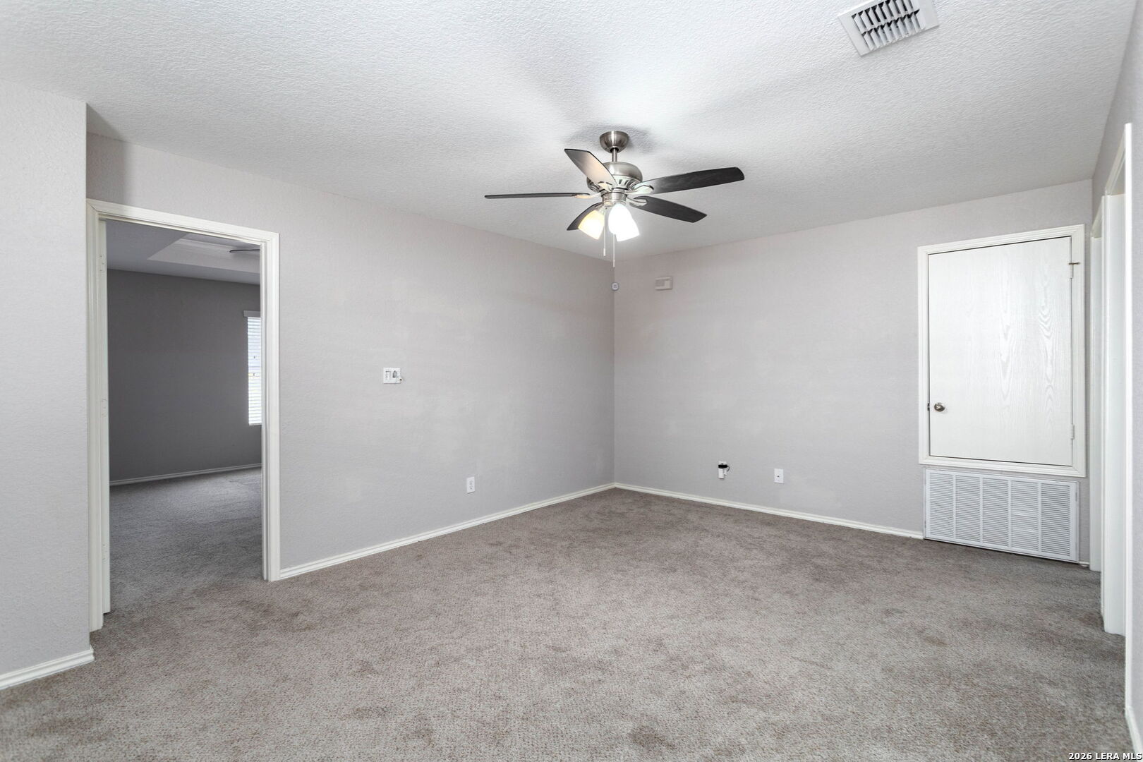 9359 Maple Silver San Antonio TX 78254