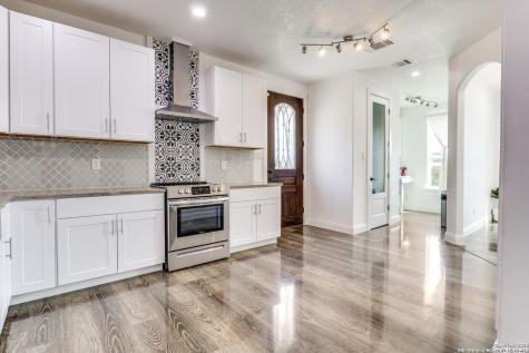 1071 Hidden Valley Spring Branch TX 78070
