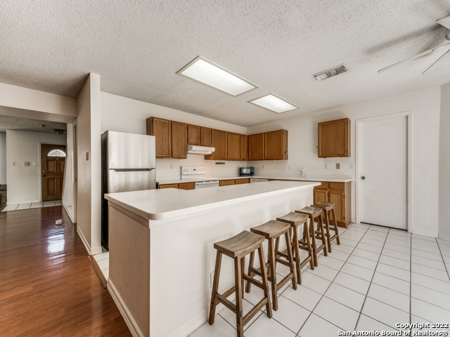 9810 Hawkwood San Antonio TX 78250