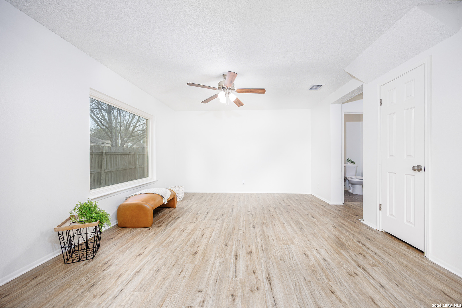 7414 Forest Stream Live Oak TX 78233