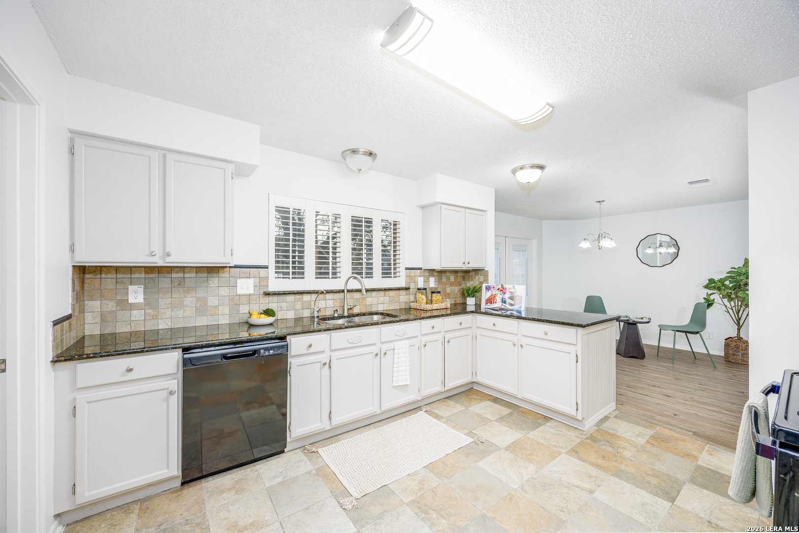 7414 Forest Stream Live Oak TX 78233