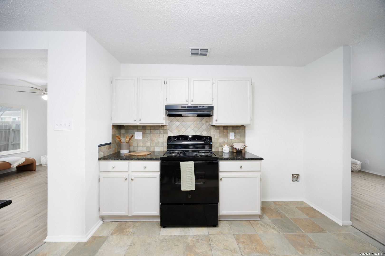 7414 Forest Stream Live Oak TX 78233