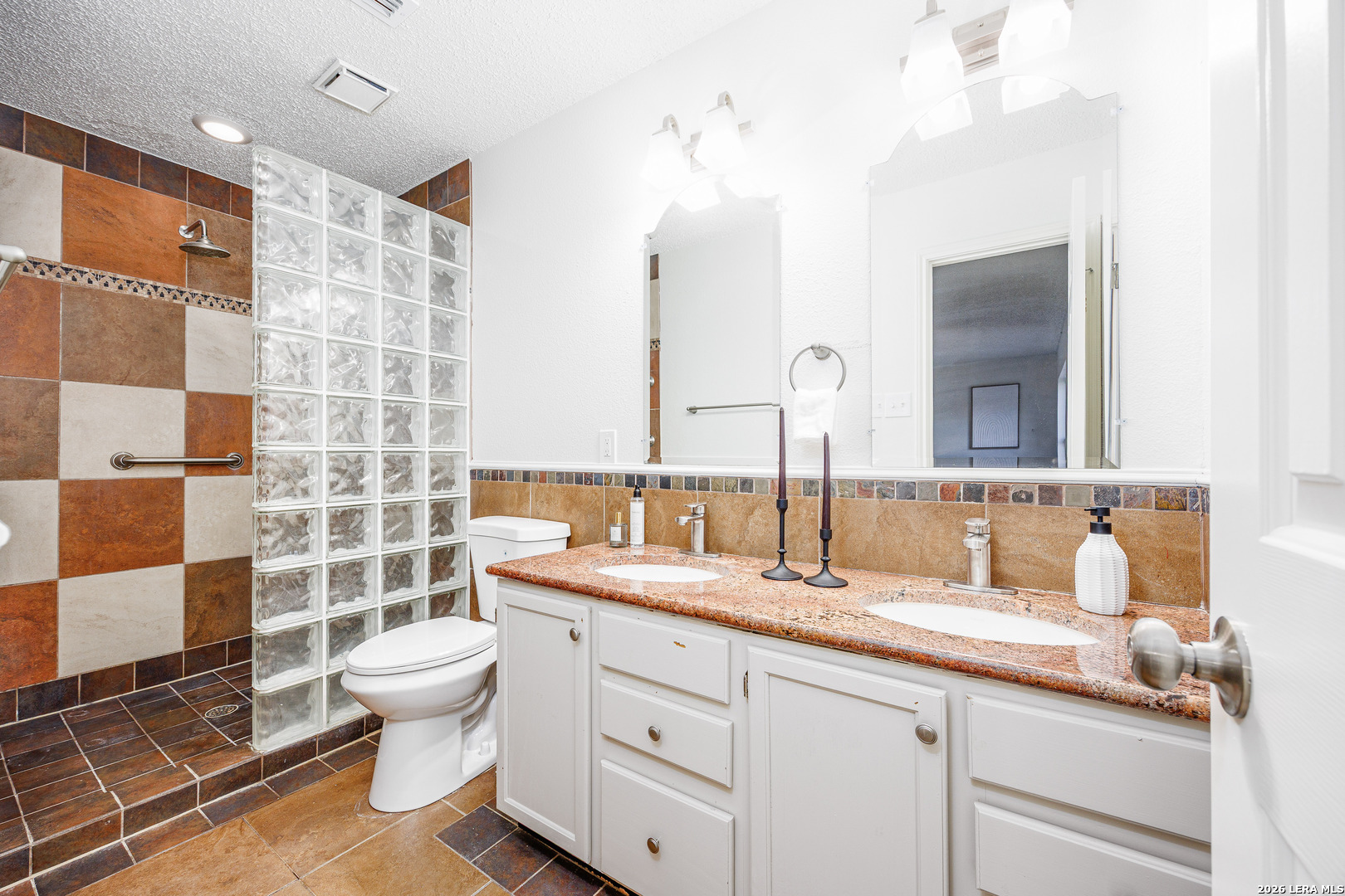 7414 Forest Stream Live Oak TX 78233