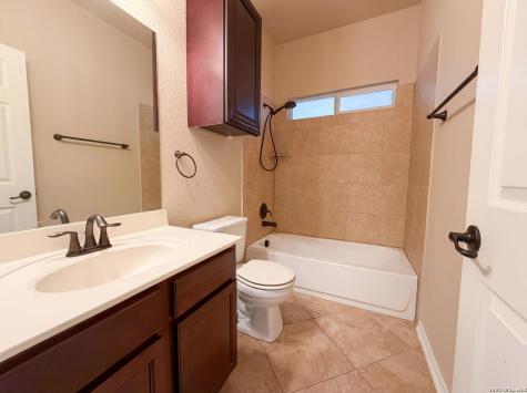 6941 Laura Heights Schertz TX 78154
