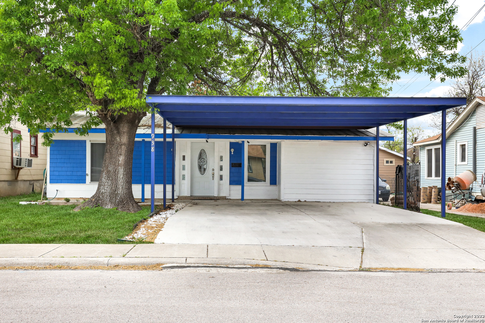 938 Santa Monica Street San Antonio TX 78201