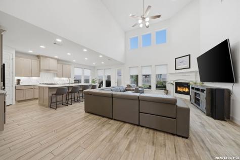 10123 Dapple Colt San Antonio TX 78254