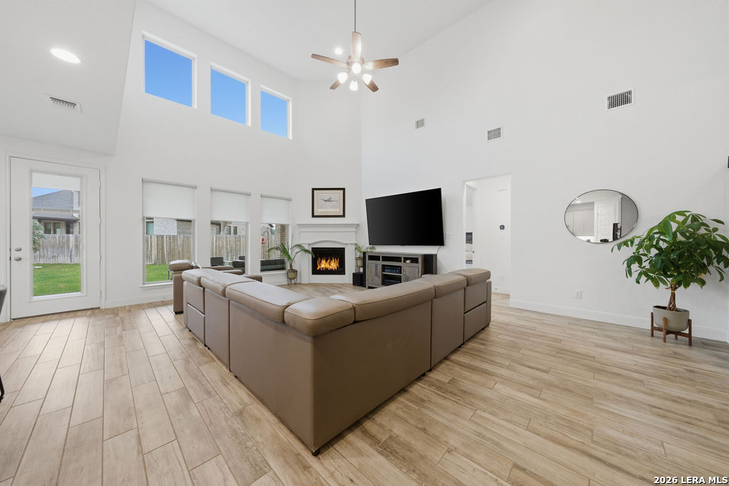 10123 Dapple Colt San Antonio TX 78254