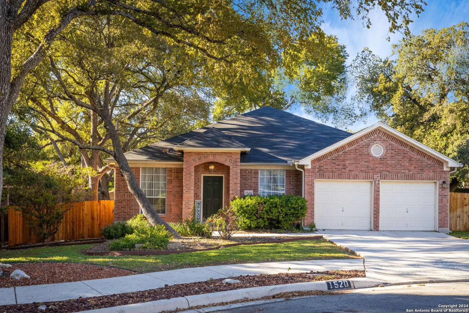 1520 Red Oak Cove Schertz TX 78154