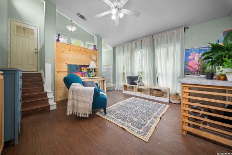 5626 Cary Grant San Antonio TX 78240