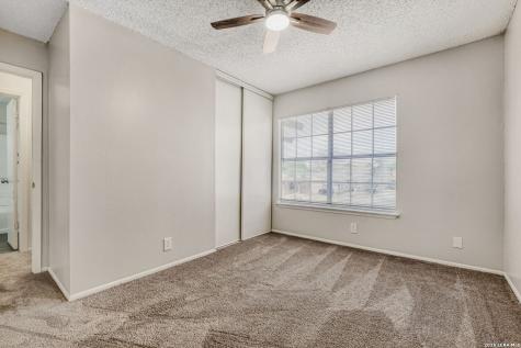8264 Longhorn Ridge Converse TX 78109