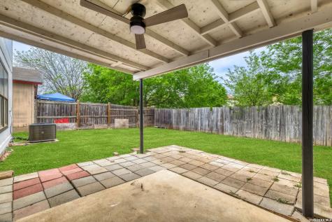 8264 Longhorn Ridge Converse TX 78109