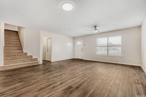 8264 Longhorn Ridge Converse TX 78109