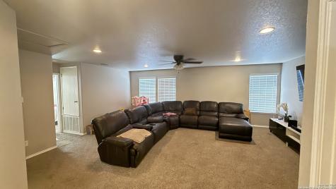 10239 Huisache Field Helotes TX 78023