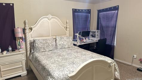 10239 Huisache Field Helotes TX 78023