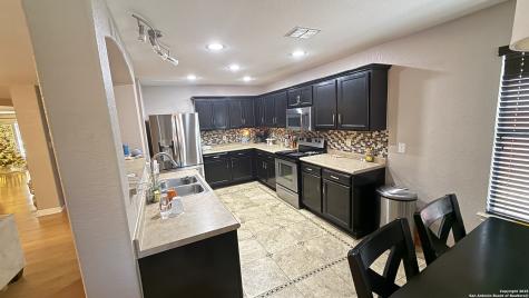 10239 Huisache Field Helotes TX 78023