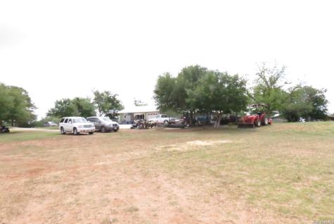 2126 Church Road Seguin TX 78155