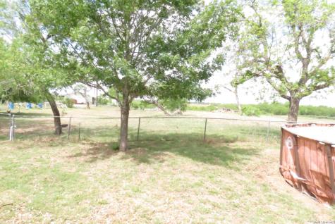 2126 Church Road Seguin TX 78155